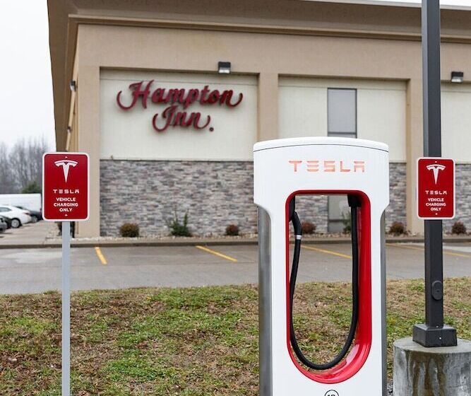 ホテル Hampton Inn By Hilton Of Kuttawa/eddyville