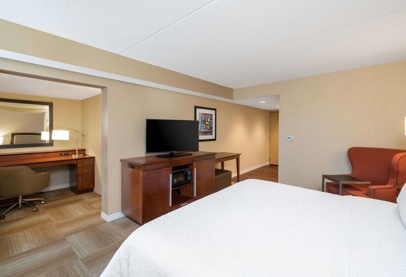 בית מלון כפרי Hampton Inn Lafayette