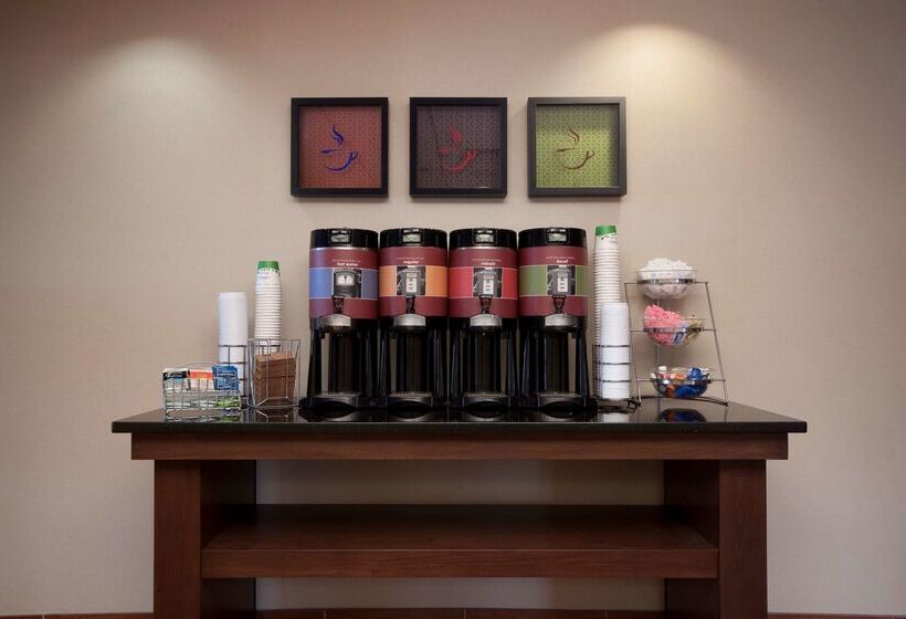 هتل Hampton Inn Laredo