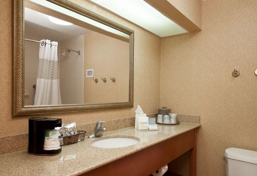 هتل Hampton Inn Laredo