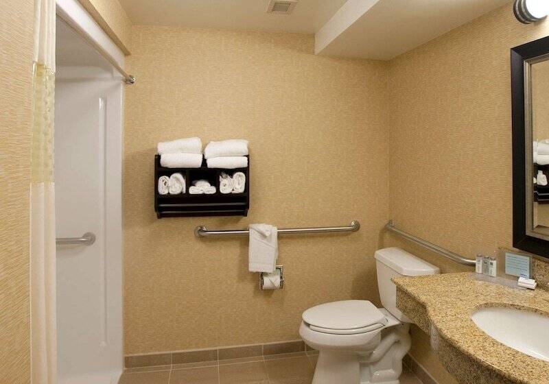 فندق Hampton Inn By Hilton Lexington Park