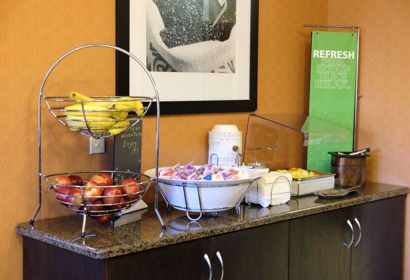 호텔 Hampton Inn Lima