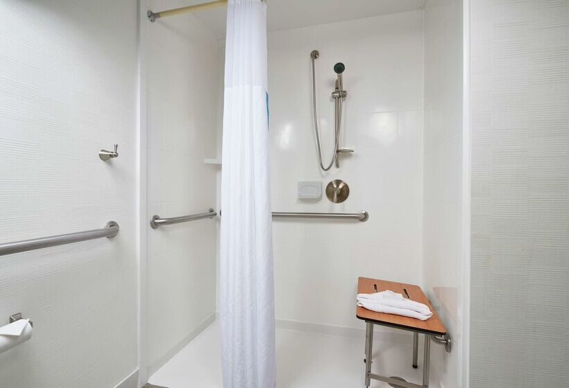 فندق Hampton Inn Louisville I65 @ Brooks Rd