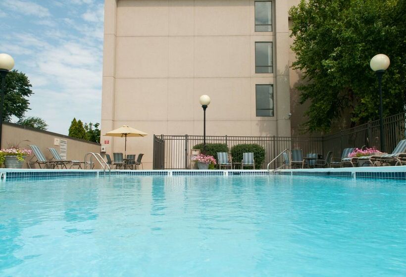 فندق Hampton Inn Louisville North/clarksville