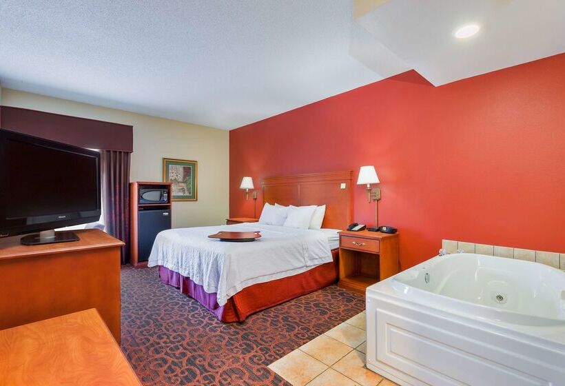 فندق Hampton Inn Marion