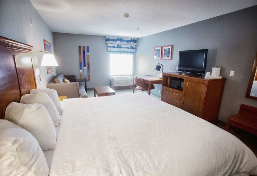 فندق Hampton Inn Marion