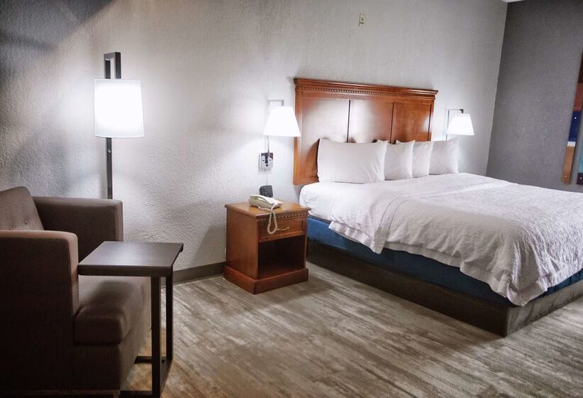 فندق Hampton Inn Marion