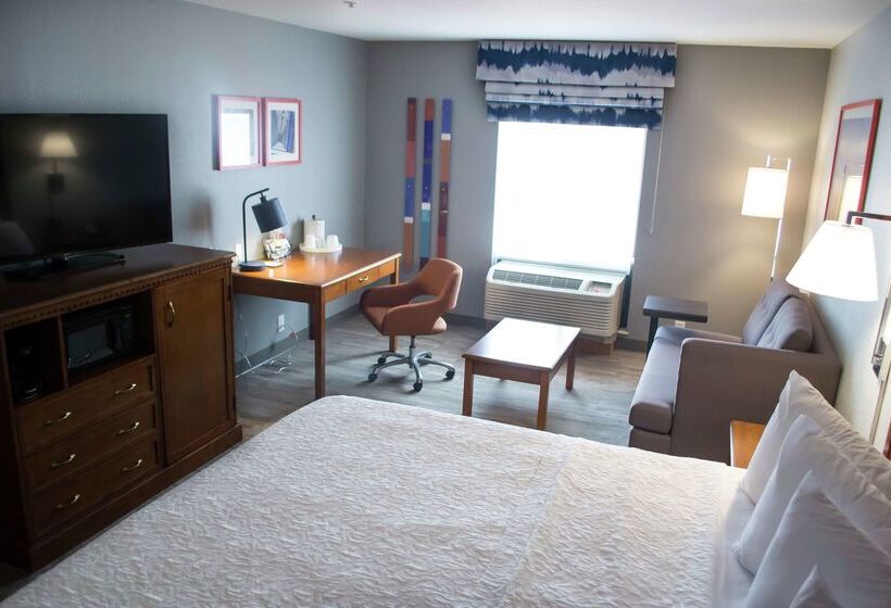 فندق Hampton Inn Marion