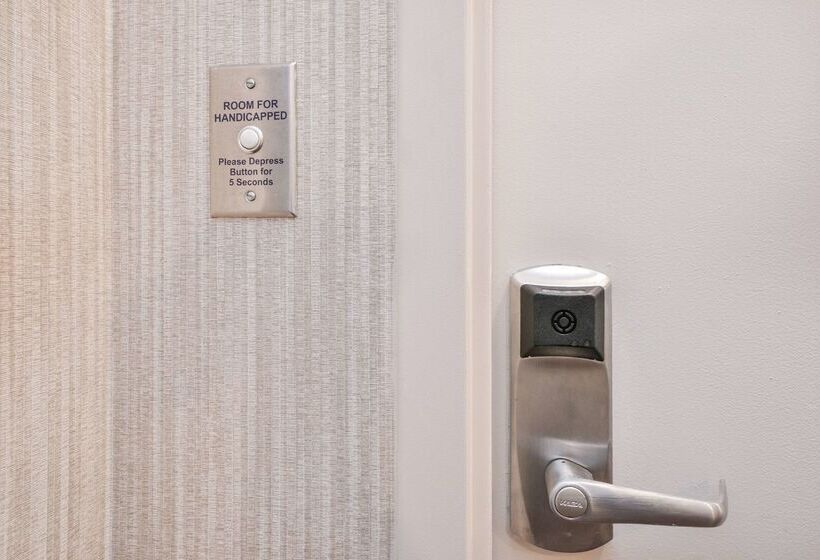 فندق Hampton Inn Martinsburg