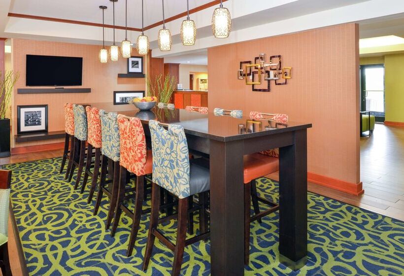 فندق Hampton Inn Martinsburg