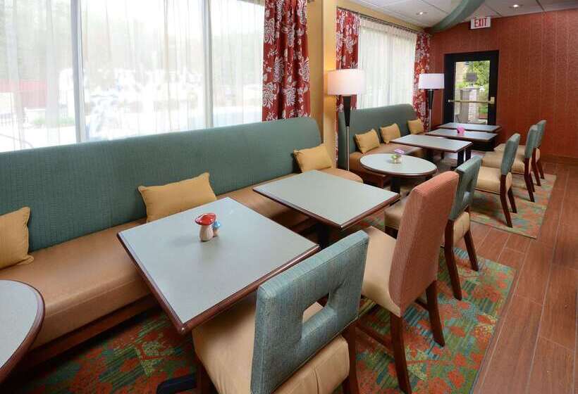 فندق Hampton Inn Martinsville