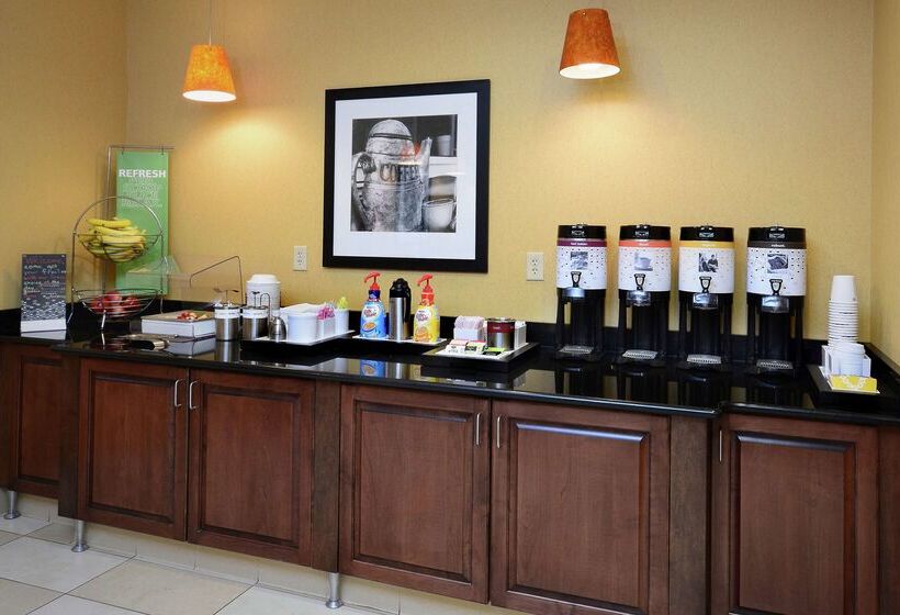 فندق Hampton Inn Martinsville