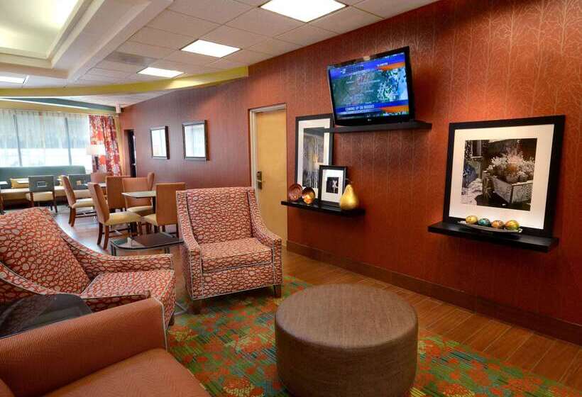 فندق Hampton Inn Martinsville