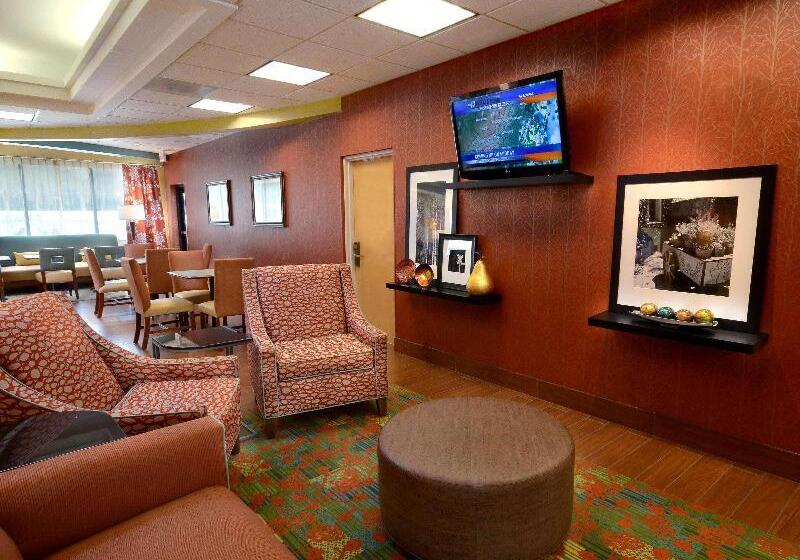 فندق Hampton Inn Martinsville