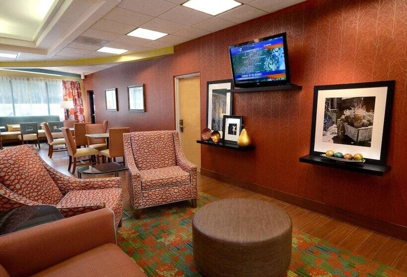 فندق Hampton Inn Martinsville