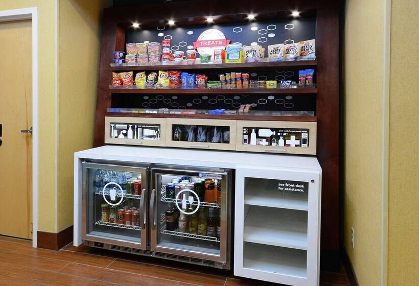 فندق Hampton Inn Martinsville