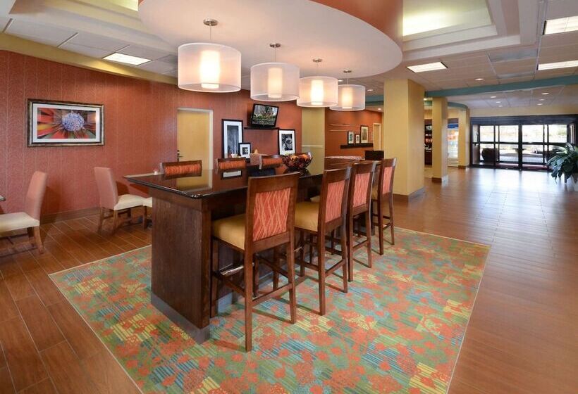 فندق Hampton Inn Martinsville