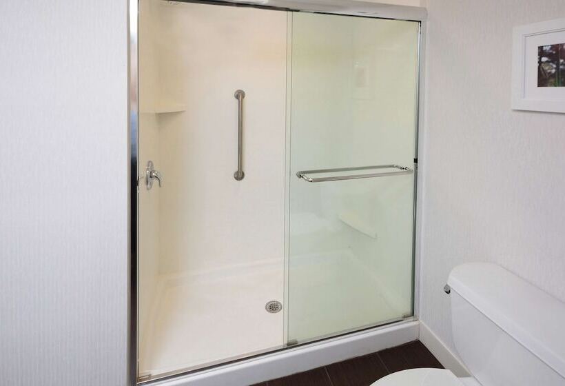 فندق Hampton Inn Martinsville