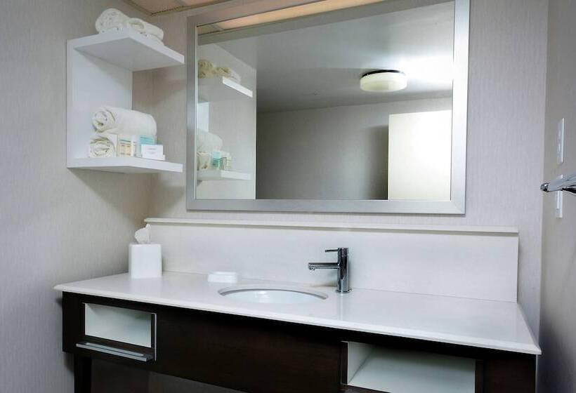 فندق Hampton Inn Martinsville