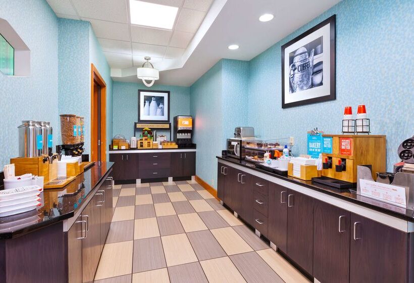 בית מלון כפרי Hampton Inn Marysville