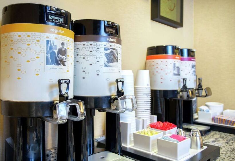 בית מלון כפרי Hampton Inn By Hilton Merrillville