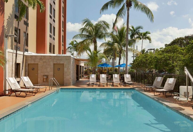 فندق Hampton Inn Miamiairport West