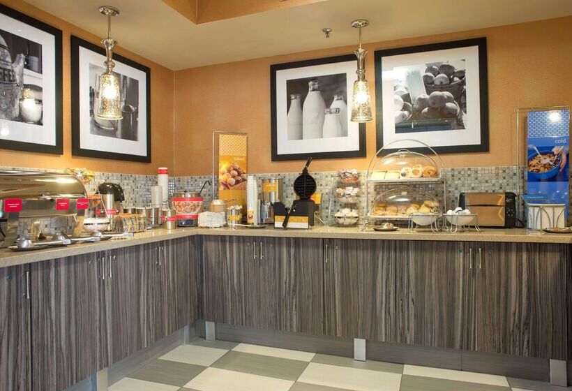 فندق Hampton Inn Milledgeville