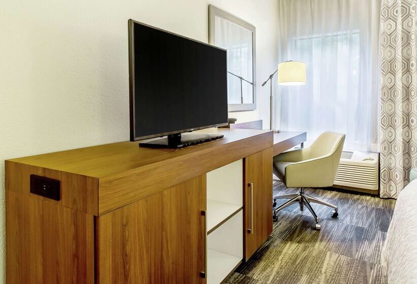 Отель Hampton Inn Minneapolis/st. Paulwoodbury