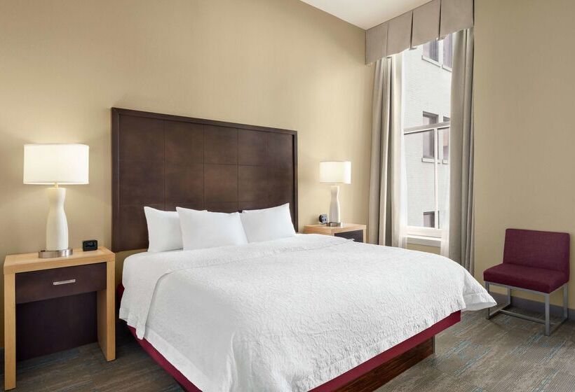 هتل Hampton Inn & Suites New Orleans Downtown