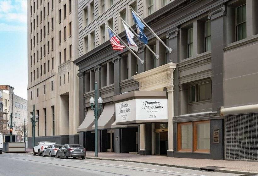 هتل Hampton Inn & Suites New Orleans Downtown