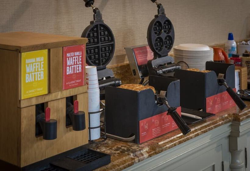 هتل Hampton Inn & Suites New Orleans Downtown