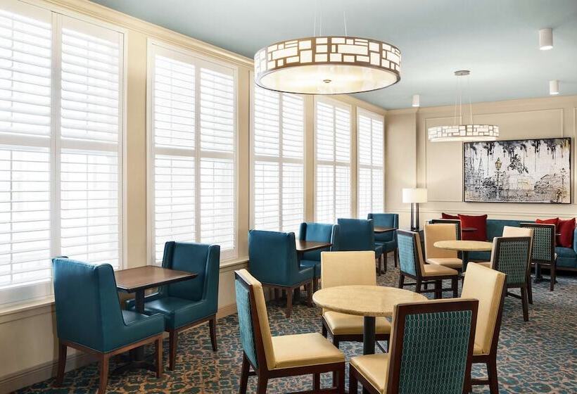 هتل Hampton Inn & Suites New Orleans Downtown