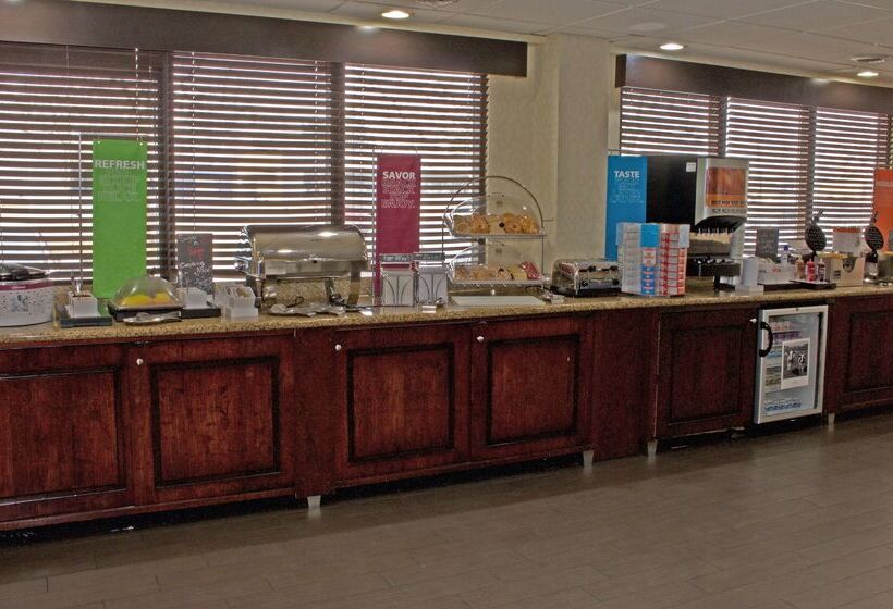 هتل Hampton Inn Norfolk/chesapeake