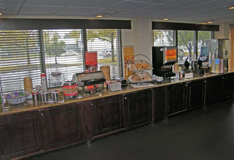 Отель Hampton Inn Norfolk/chesapeake