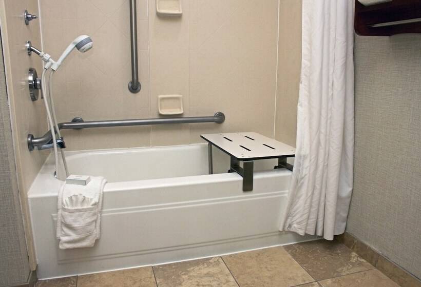 Отель Hampton Inn Norfolk/chesapeake