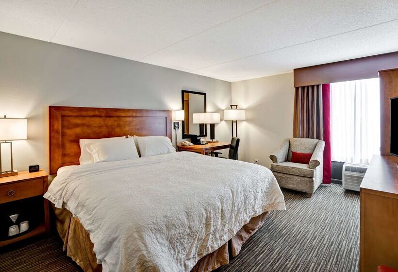 호텔 Hampton Inn Norfolk Naval Base