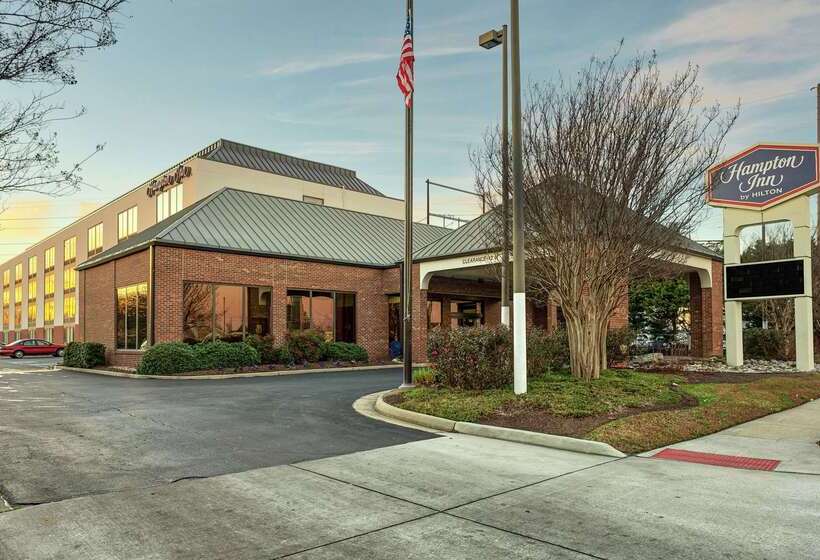 호텔 Hampton Inn Norfolk Naval Base