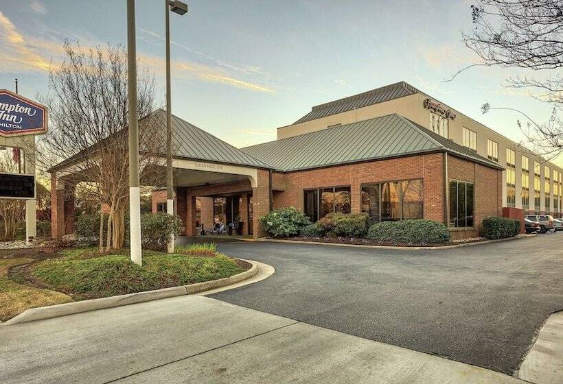 호텔 Hampton Inn Norfolk Naval Base