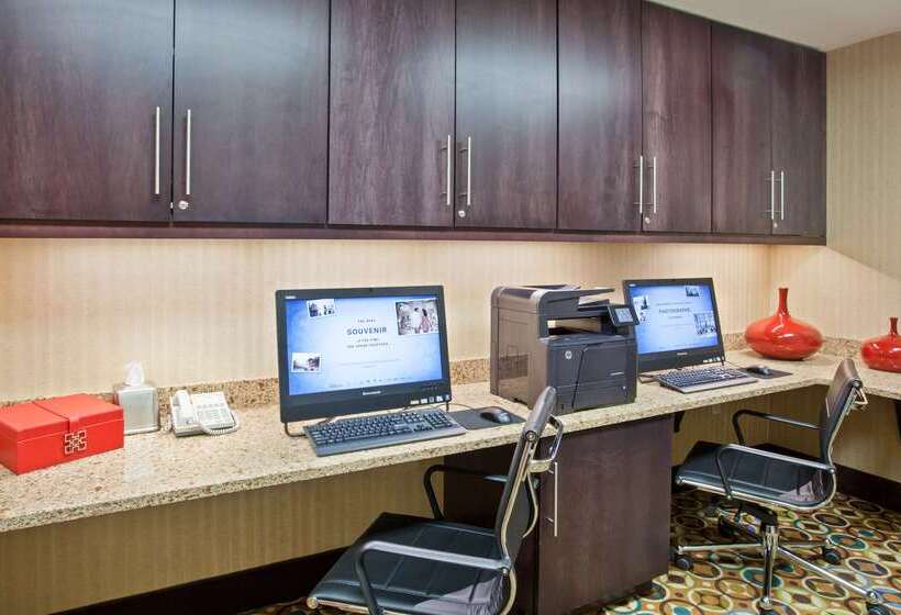 Отель Hampton Inn North Sioux City