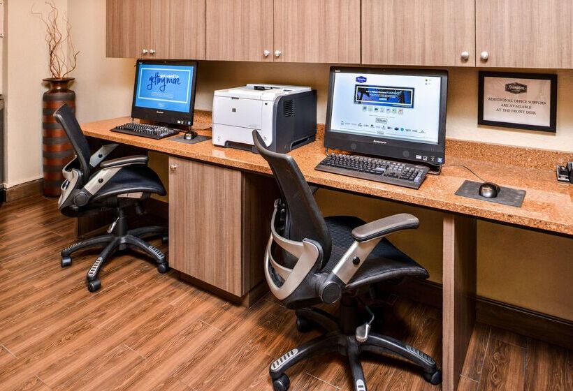 هتل Hampton Inn Closest To Universal Orlando