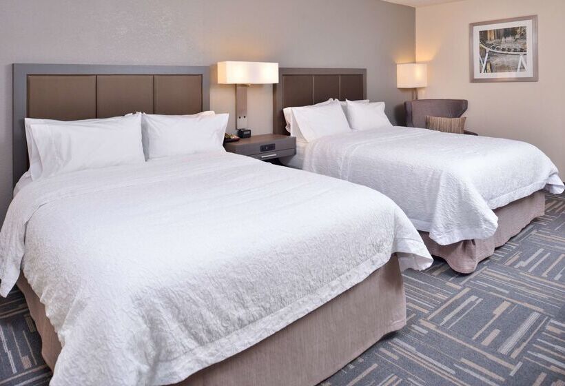 هتل Hampton Inn Closest To Universal Orlando