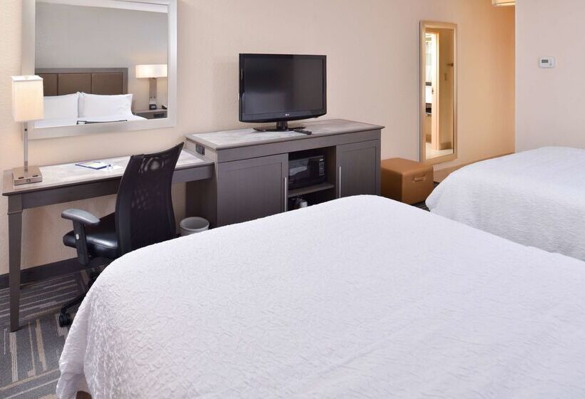 هتل Hampton Inn Closest To Universal Orlando