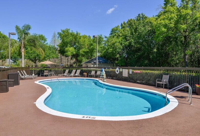 هتل Hampton Inn Closest To Universal Orlando