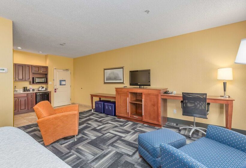 בית מלון כפרי Hampton Inn Owensboro South
