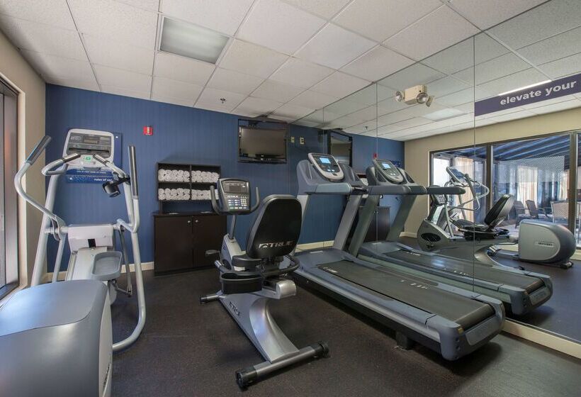 فندق Hampton Inn Peachtree Corners Norcross