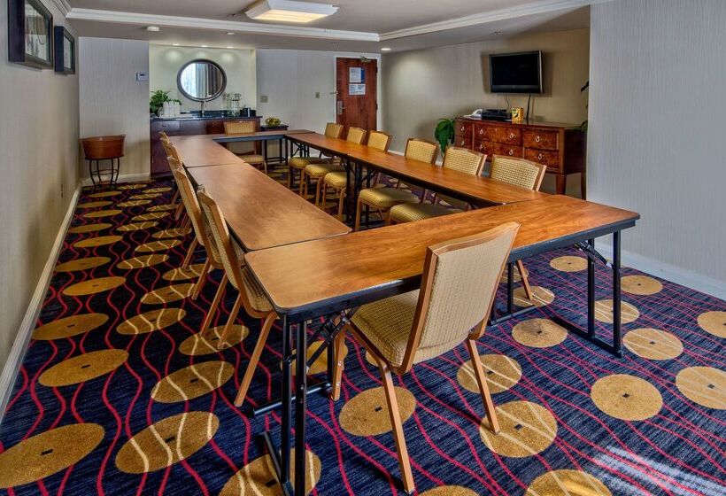 فندق Hampton Inn Peachtree Corners Norcross