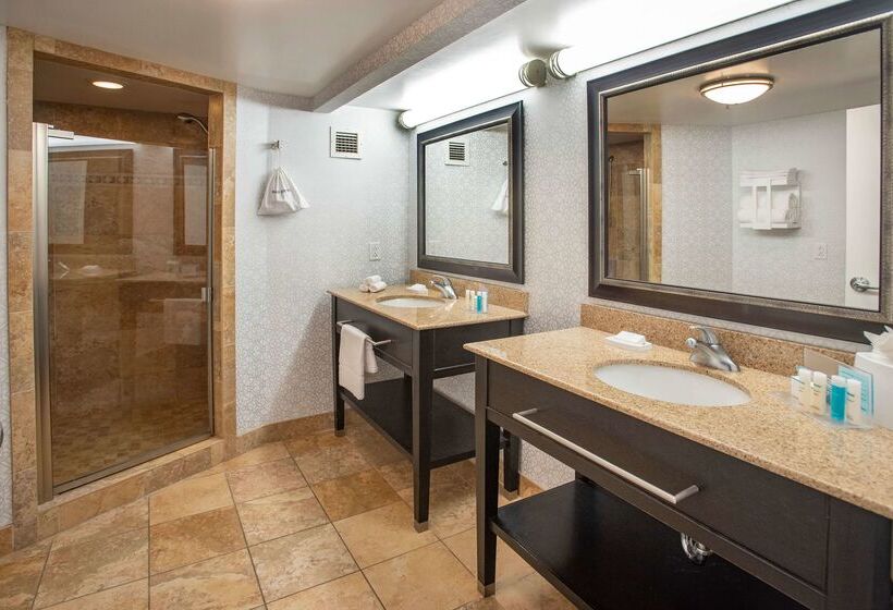 فندق Hampton Inn Pensacola Airport