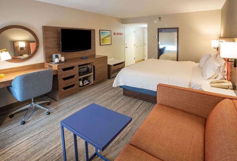 فندق Hampton Inn Pensacola Airport