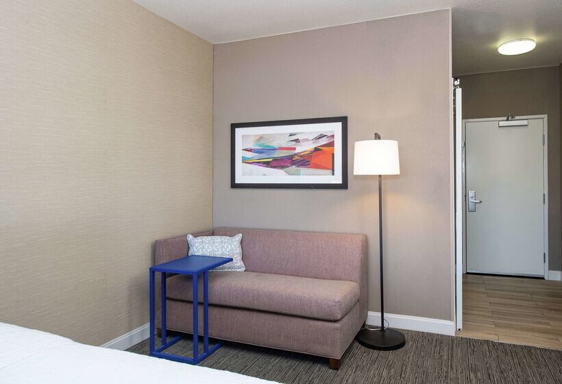 هتل Hampton Inn Phoenix Airport North