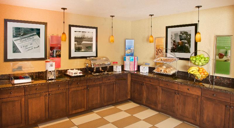 هتل Hampton Inn Phoenix Airport North